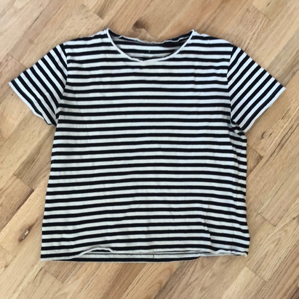 Everlane tee shirt